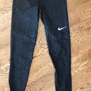 Nike Pro Leggings Large Animal Print Black
